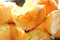 Effortless Garlic Cheese Bombs