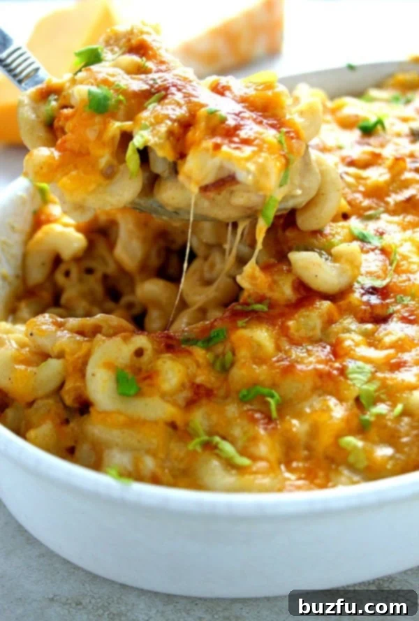 Decadent Queso Mac and Cheese with Crispy Bacon 1 featured 12883