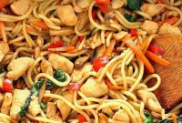 Simple Homemade Chicken Lo Mein