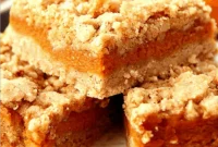 Perfect Fall Pumpkin Pie Bars