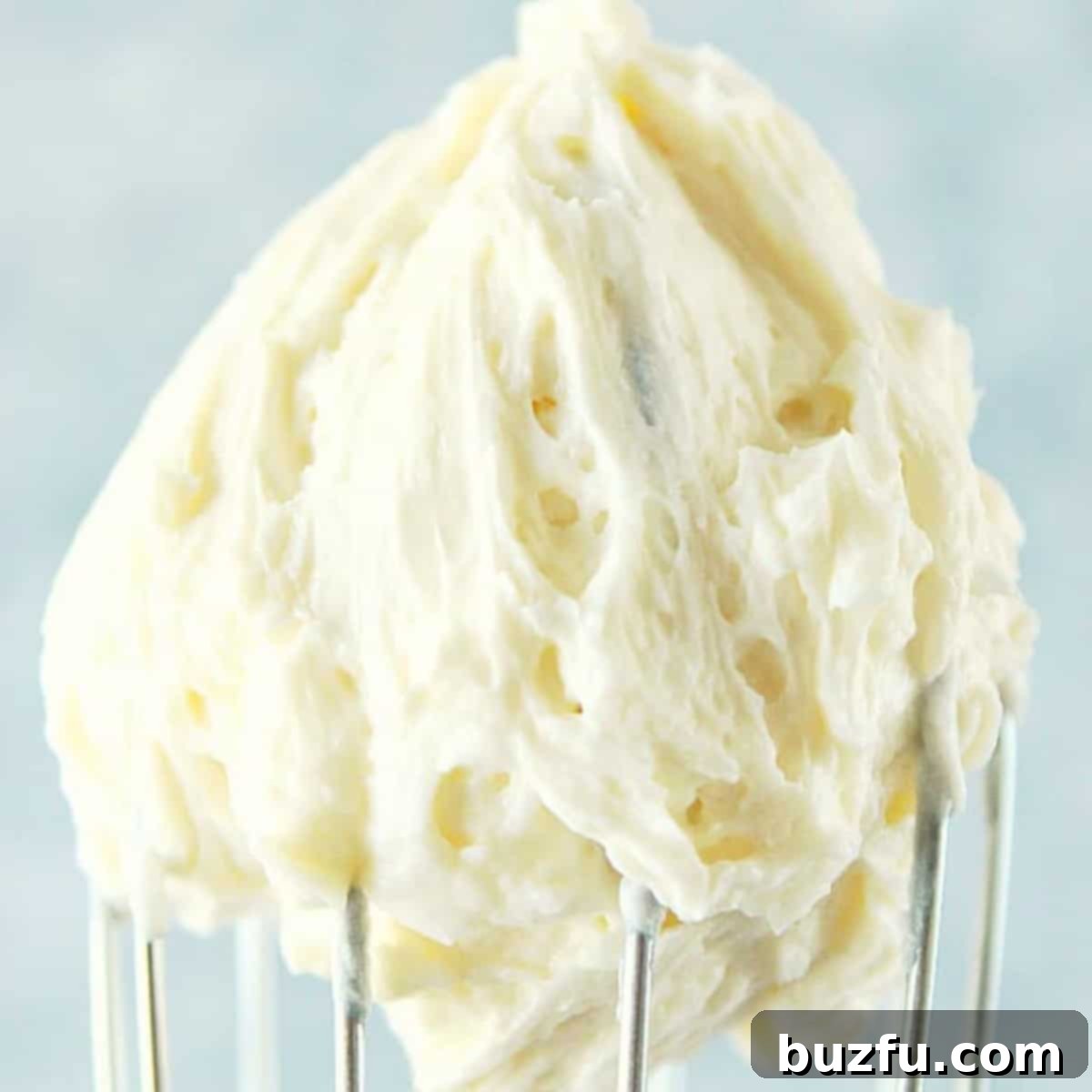 The Perfect Vanilla Frosting 1 featured 24182