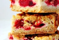 Strawberry Sour Cream Crumble Bars