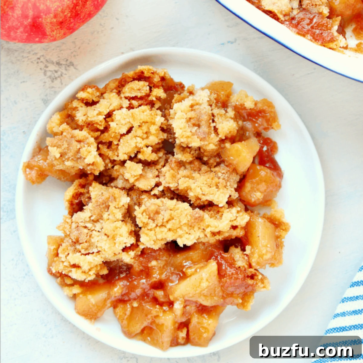 Effortless Homemade Apple Dump Cake 1 featured 34519