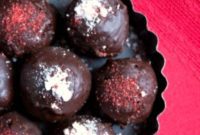 No-Bake Holiday Oreo Truffles