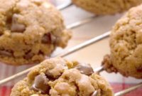 Peanut Butter Chocolate Granola Bites