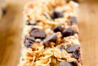 Gooey Peanut Butter Chocolate Chip Granola Bars
