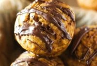 Molten Nutella Pumpkin Muffins