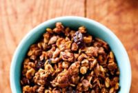 Autumn Crock-Pot Hazelnut Pumpkin Granola