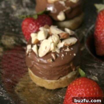 Chocolate Mousse Mini Cheesecakes | CrunchyCreamySweet.com
