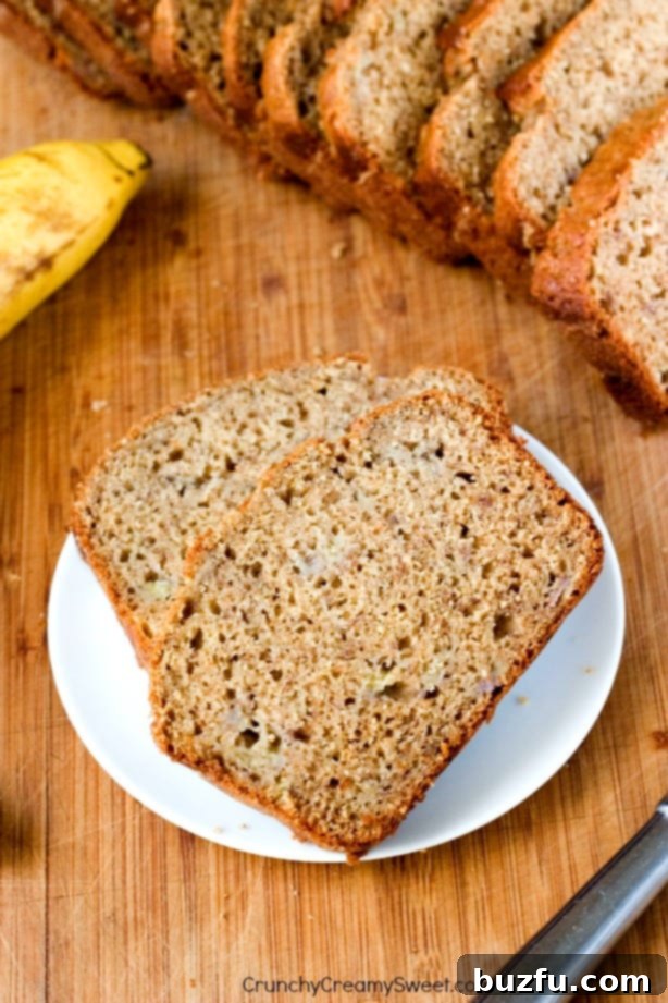 Whole Wheat Yogurt Banana Bread with Cinnamon - Healthier Quick Bread Delicious Whole Wheat Yogurt Banana Bread with Cinnamon - A Healthier Quick Bread Recipe